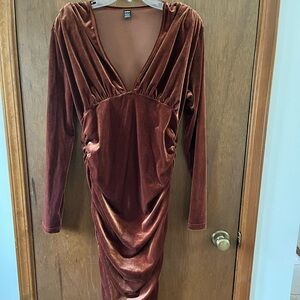 SHEIN Velvet Long Sleeve Dress in Rich Brown